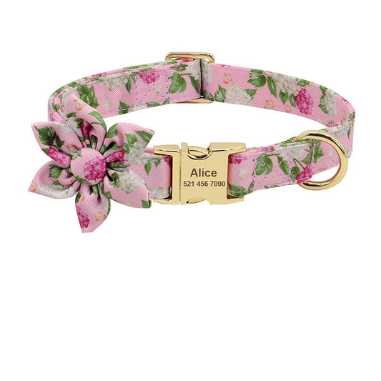 Collar personalizado floral para perros con placa grabada